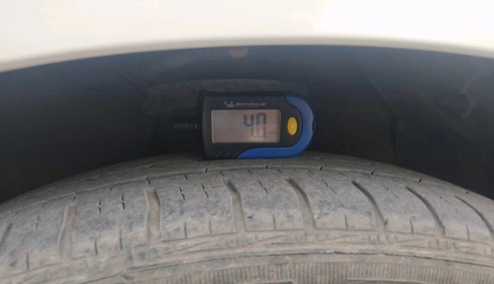 2017 Hyundai Grand i10 SPORTZ (O) 1.2 KAPPA VTVT, Petrol, Manual, 37,926 km, tyre