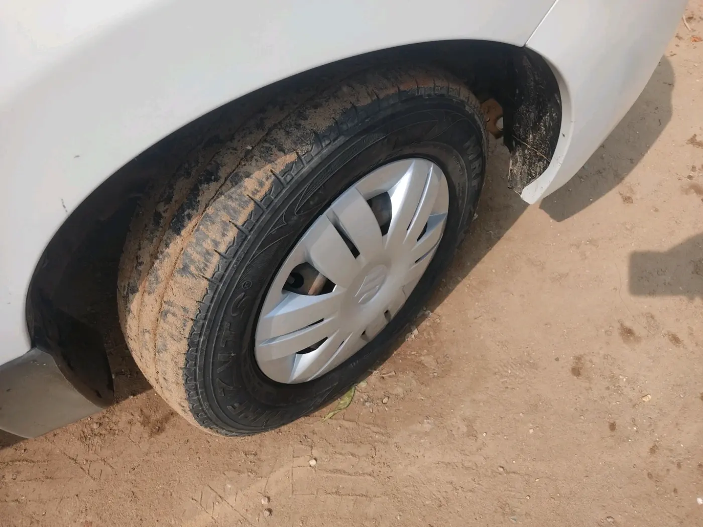 2019 Maruti Alto LXI, Petrol, Manual, 1,25,040 km, tyre