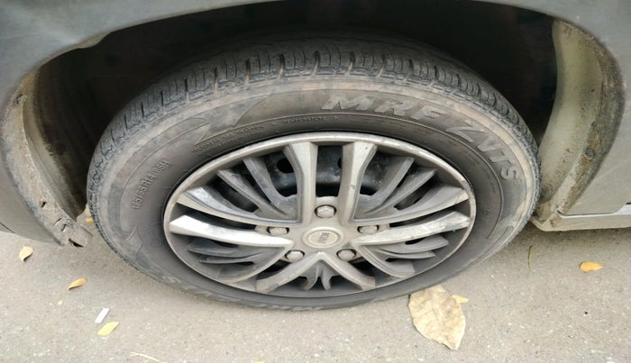 2018 Mahindra KUV 100 NXT K4+ D 6 STR, Diesel, Manual, 95,755 km, tyre