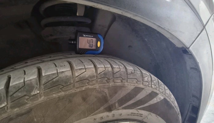 2019 Hyundai VENUE SX 1.4 CRDI, Diesel, Manual, 70,987 km, tyre