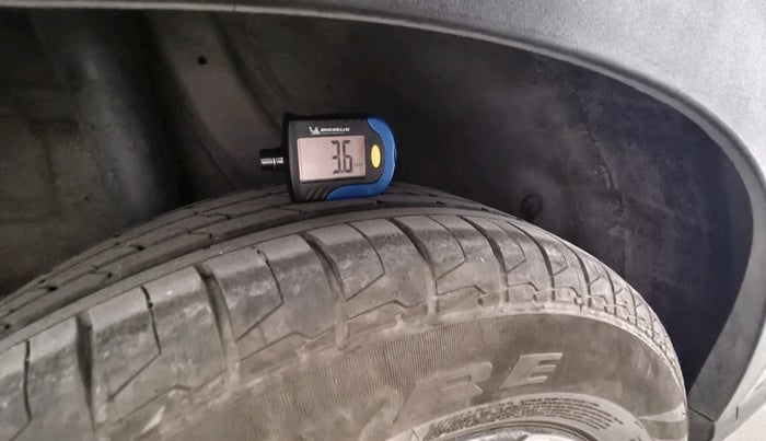 2019 Hyundai VENUE SX 1.4 CRDI, Diesel, Manual, 70,987 km, tyre