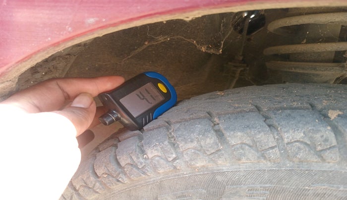 2011 Maruti Alto LXI, Petrol, Manual, 26,008 km, tyre