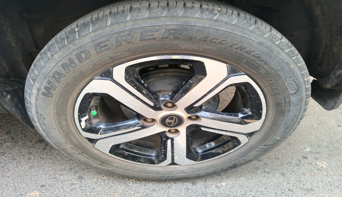 2023 Tata NEXON EV XZ PLUS, Electric, Automatic, 32,520 km, tyre