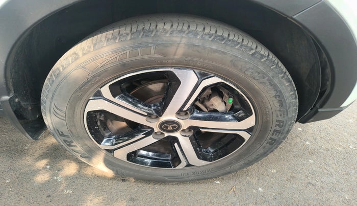 2023 Tata NEXON EV XZ PLUS, Electric, Automatic, 32,520 km, tyre