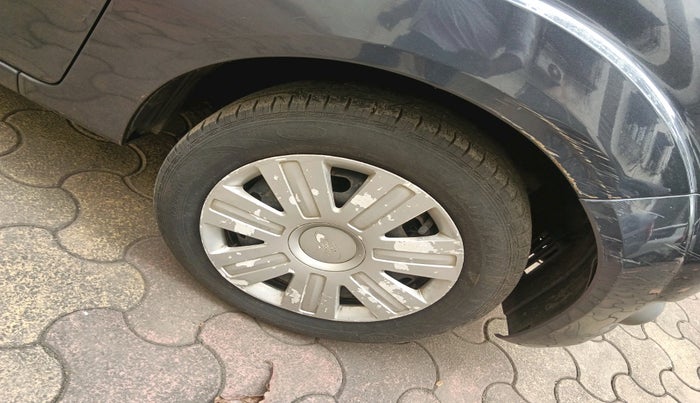 2011 Ford Figo TITANIUM 1.2 PETROL, Petrol, Manual, 70,446 km, tyre