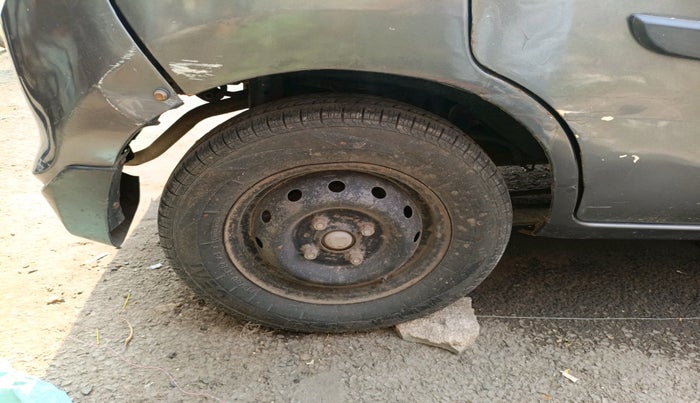 2013 Maruti Alto 800 LXI, Petrol, Manual, 90,646 km, tyre