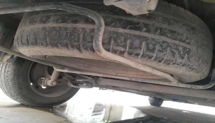 2016 Maruti Ertiga VXI CNG, Petrol, Manual, 1,10,516 km, tyre