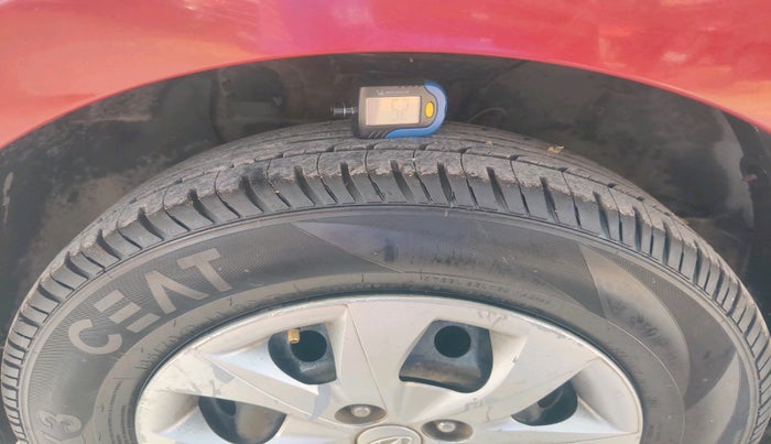 2016 Hyundai Elite i20 SPORTZ 1.2, Petrol, Manual, 1,08,568 km, tyre