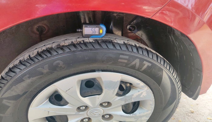 2016 Hyundai Elite i20 SPORTZ 1.2, Petrol, Manual, 1,08,568 km, tyre