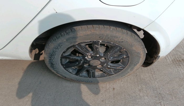 2021 Tata Tiago XT PETROL, Petrol, Manual, 45,497 km, tyre