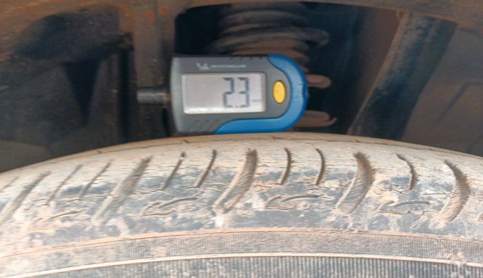 2021 Renault TRIBER RXZ, Petrol, Manual, 25,515 km, tyre