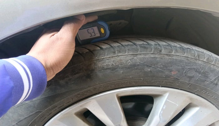 2012 Honda City 1.5L I-VTEC V MT, Petrol, Manual, 1,24,332 km, tyre