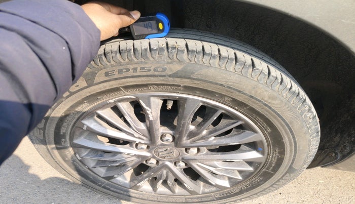 2021 Maruti Ertiga ZXI+ SHVS, Petrol, Manual, 21,451 km, tyre