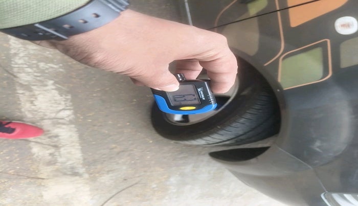 2011 Chevrolet Aveo U VA LS 1.2, Petrol, Manual, 36,015 km, tyre