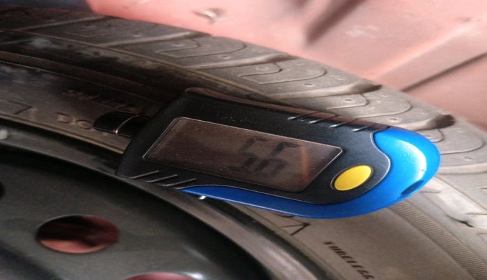 2018 Maruti Wagon R 1.0 VXI AMT, Petrol, Automatic, 81,355 km, tyre