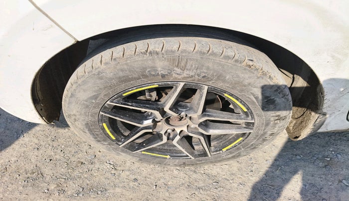 2021 Hyundai AURA S 1.2 CNG, Petrol, Manual, 75,139 km, tyre