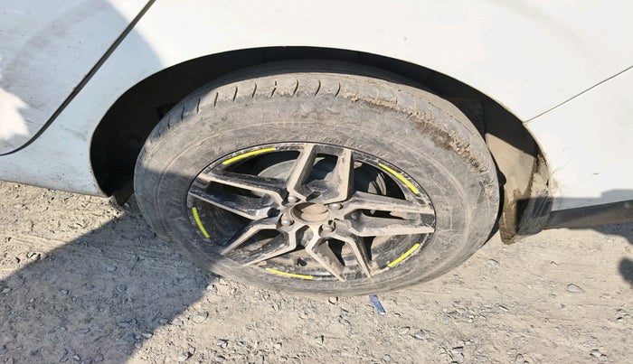 2021 Hyundai AURA S 1.2 CNG, Petrol, Manual, 75,139 km, tyre