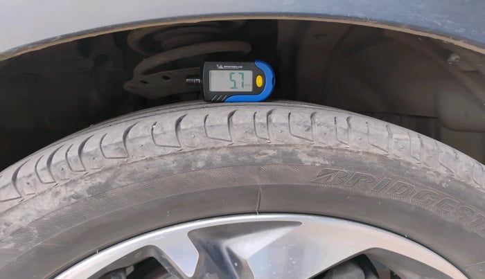 2016 Honda BR-V 1.5L I- DTEC V, Diesel, Manual, 1,94,573 km, tyre