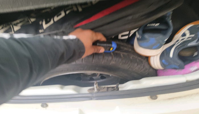 2018 Tata Tiago XT PETROL, Petrol, Manual, 1,51,121 km, tyre