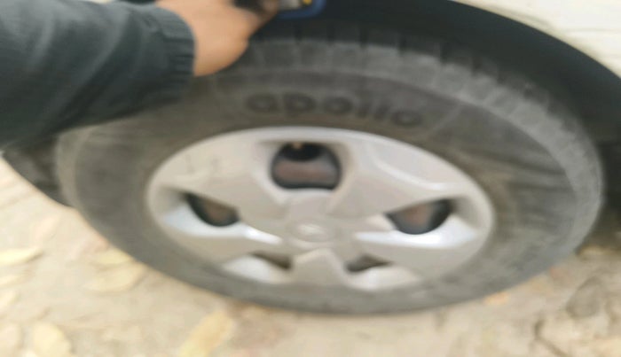 2018 Tata Tiago XT PETROL, Petrol, Manual, 1,51,121 km, tyre