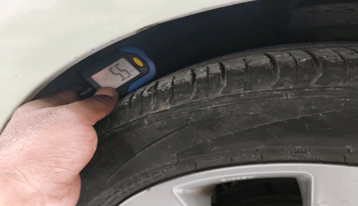 2011 Hyundai Verna FLUIDIC 1.6 VTVT SX, Petrol, Manual, 79,386 km, tyre