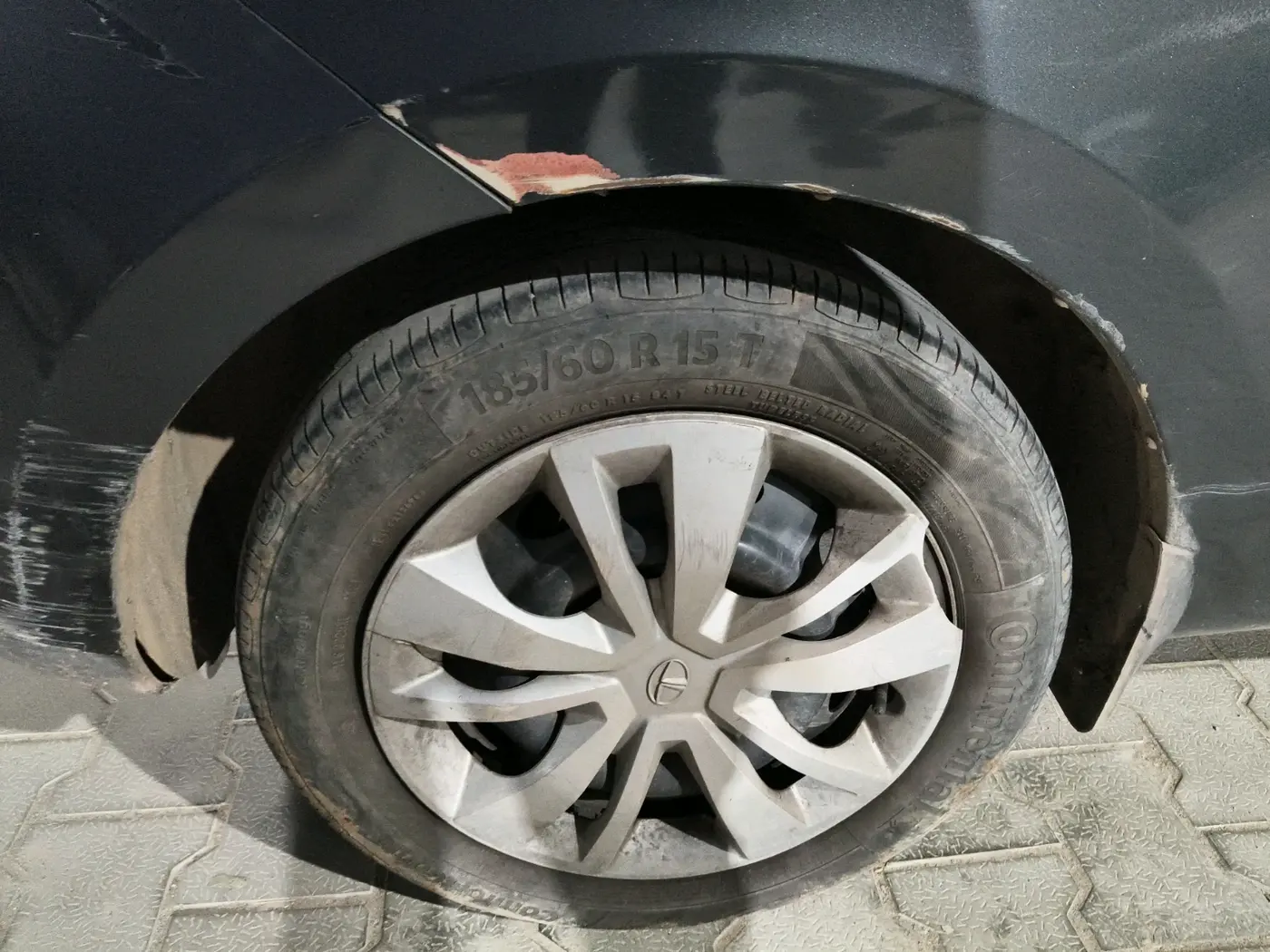 2016 Tata Zest XMS 75PS DIESEL, Diesel, Manual, 2,13,990 km, tyre