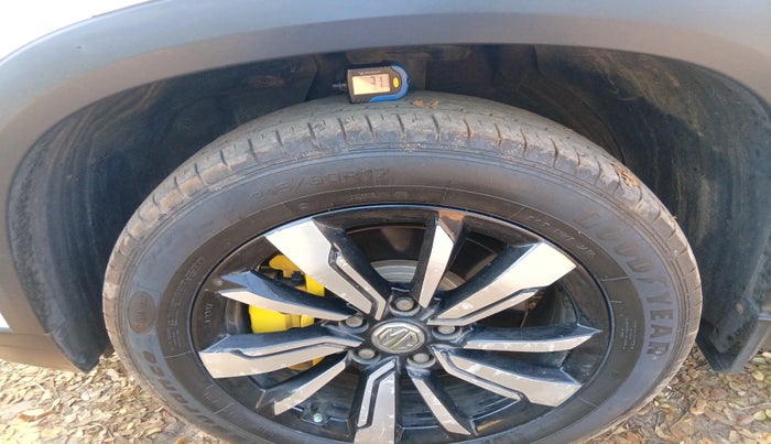 2020 MG HECTOR SUPER 1.5 PETROL, Petrol, Manual, 41,218 km, tyre