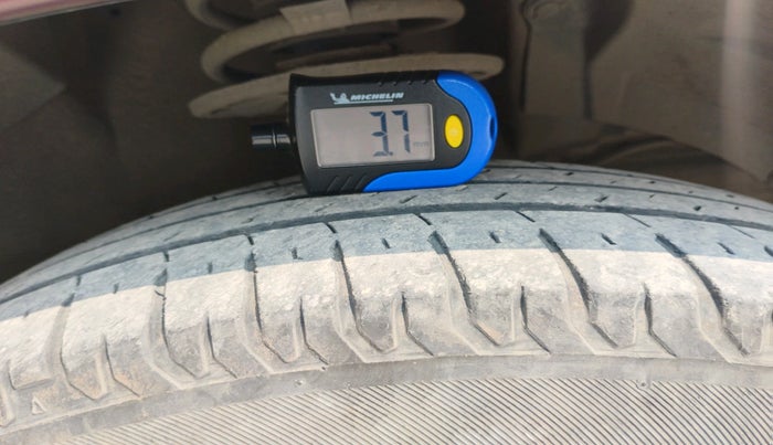 2021 Maruti Ertiga VXI AT SHVS, Petrol, Automatic, 45,642 km, tyre