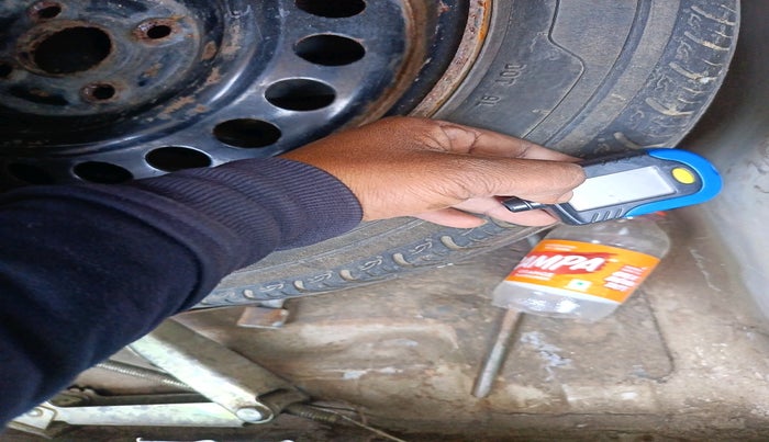 2015 Honda City 1.5L I-DTEC SV, Diesel, Manual, 1,27,787 km, tyre