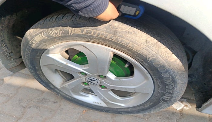 2015 Honda City 1.5L I-DTEC SV, Diesel, Manual, 1,27,787 km, tyre