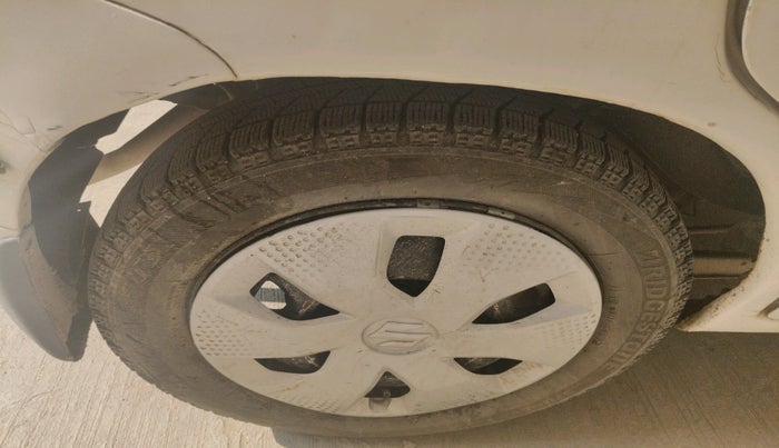 2013 Maruti Alto K10 VXI, Petrol, Manual, 77,074 km, tyre