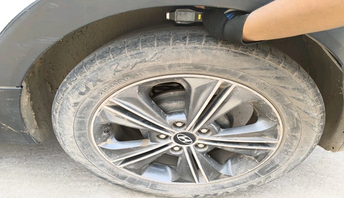 2015 Hyundai Creta SX 1.6 DIESEL, Diesel, Manual, 87,129 km, tyre