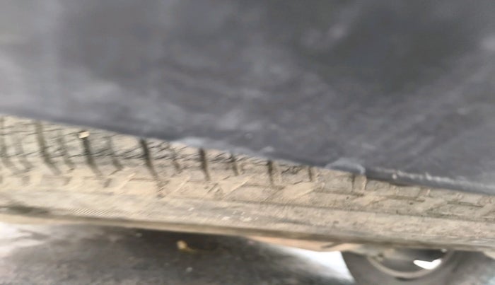 2014 Mahindra XUV500 W8, Diesel, Manual, 1,45,048 km, tyre