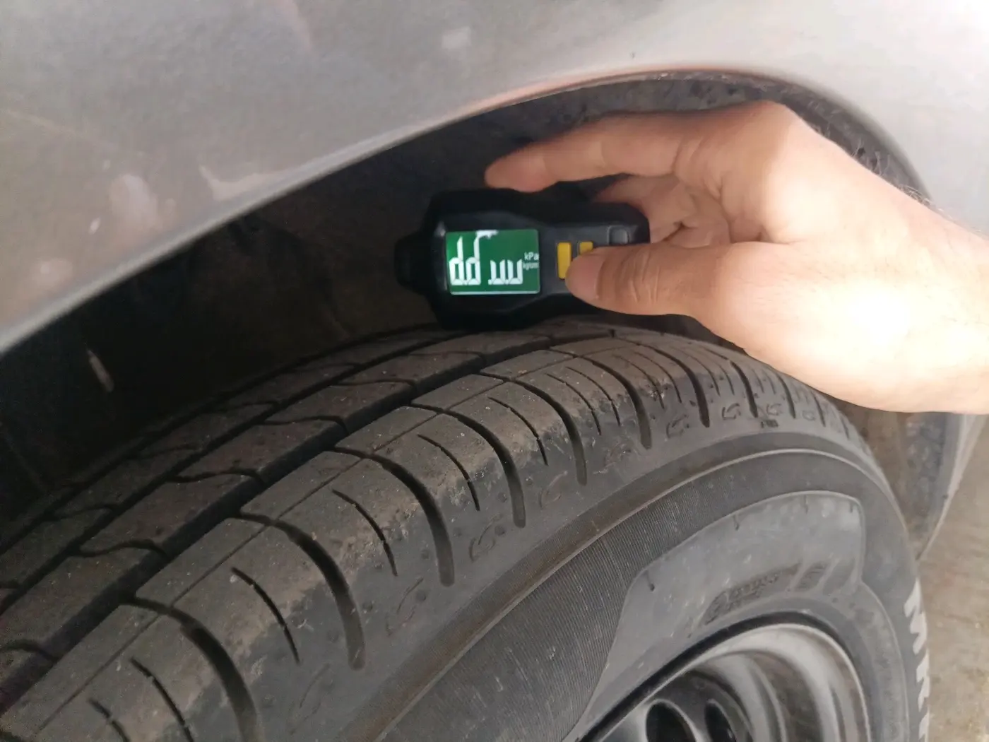 2021 Maruti Baleno ZETA PETROL 1.2, CNG, Manual, 76,555 km, tyre