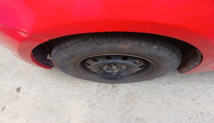 2011 Maruti Swift VDI, Diesel, Manual, 1,67,640 km, tyre