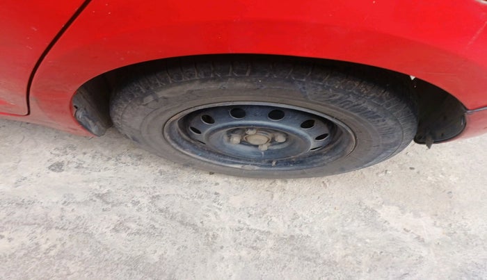 2011 Maruti Swift VDI, Diesel, Manual, 1,67,640 km, tyre