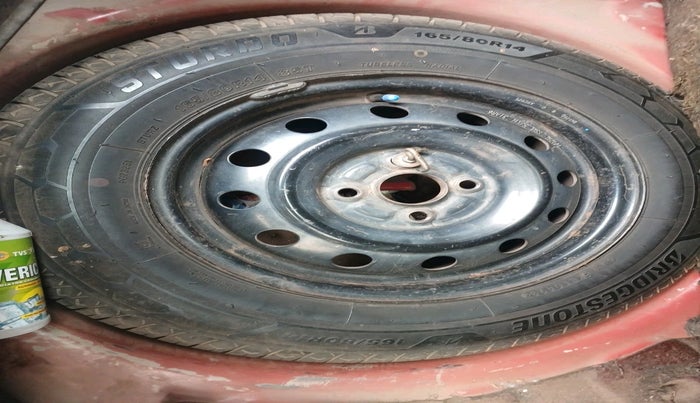 2011 Maruti Swift VDI, Diesel, Manual, 1,67,640 km, tyre