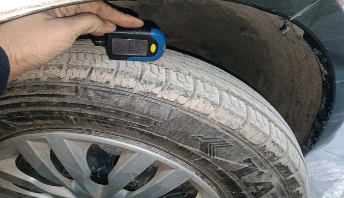 2021 Maruti Dzire VXI AMT, Petrol, Automatic, 91,533 km, tyre