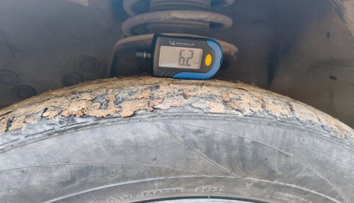 2011 Hyundai Accent GLE, Petrol, Manual, 1,16,597 km, tyre