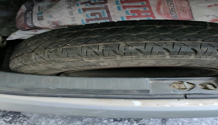 2011 Maruti Ritz VXI, Petrol, Manual, 39,361 km, tyre