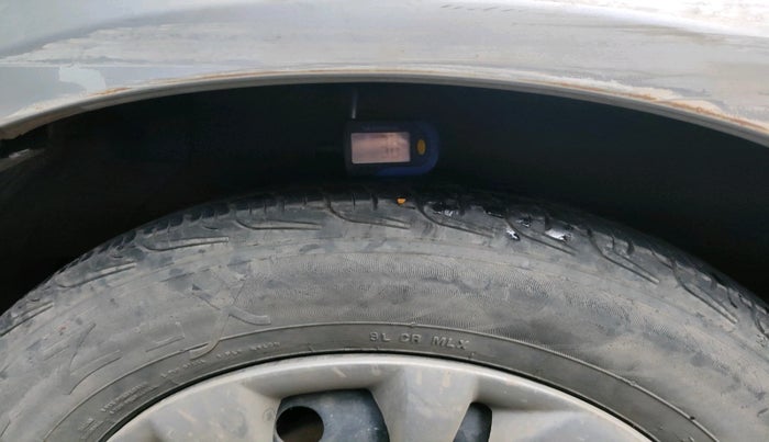 2011 Maruti Ritz VXI, Petrol, Manual, 39,361 km, tyre