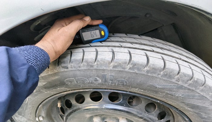 2018 Maruti Baleno DELTA PETROL 1.2, Petrol, Manual, 1,00,837 km, tyre