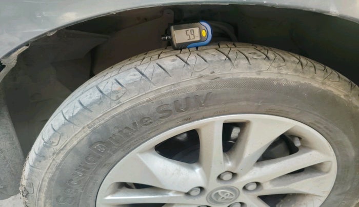 2019 Toyota Innova Crysta 2.8 GX AT 7 STR, Diesel, Automatic, 1,05,776 km, tyre