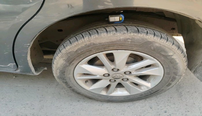 2019 Toyota Innova Crysta 2.8 GX AT 7 STR, Diesel, Automatic, 1,05,776 km, tyre