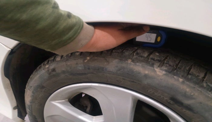 2014 Honda City 1.5L I-DTEC VX, Diesel, Manual, 1,24,684 km, tyre