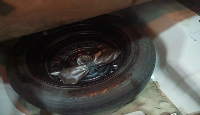 2014 Honda City 1.5L I-DTEC VX, Diesel, Manual, 1,24,684 km, tyre