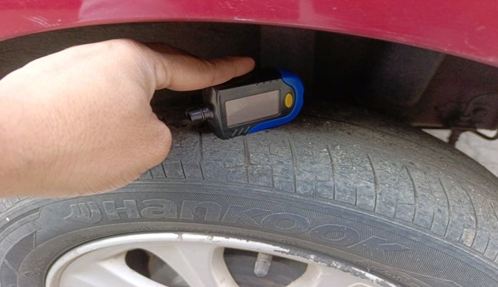 2015 Hyundai Grand i10 ASTA AT 1.2 KAPPA VTVT, Petrol, Automatic, 63,135 km, tyre