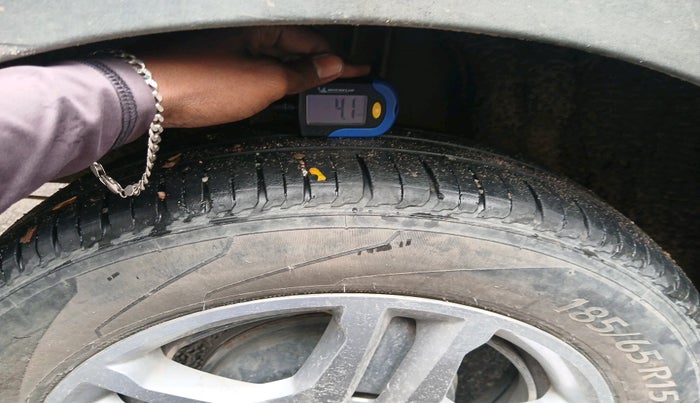 2021 Renault TRIBER RXZ, Petrol, Manual, 26,265 km, tyre