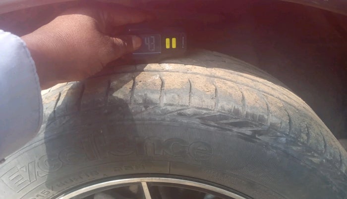 2018 Maruti Vitara Brezza VDI AMT, Diesel, Automatic, 1,56,259 km, tyre