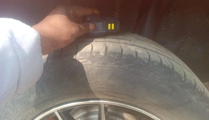 2018 Maruti Vitara Brezza VDI AMT, Diesel, Automatic, 1,56,259 km, tyre